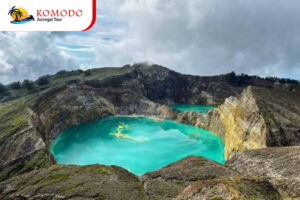 Kelimutu Lakes